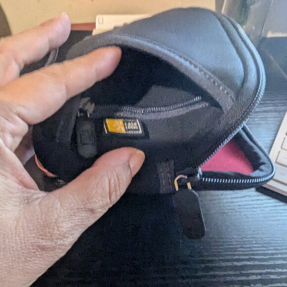 Case Logic Kindle/Tablet Sleeve/Case, EUC 7" - Picture 7 of 8